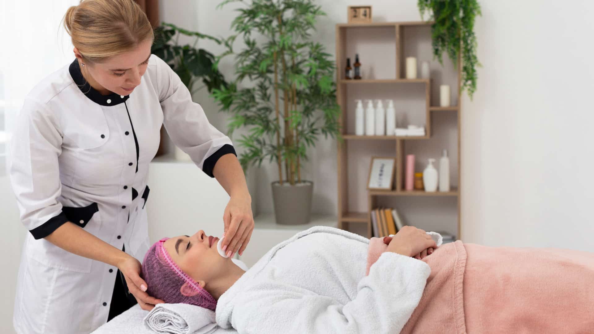Les clés pour devenir une esthéticienne accomplie : apprentissage et compétences